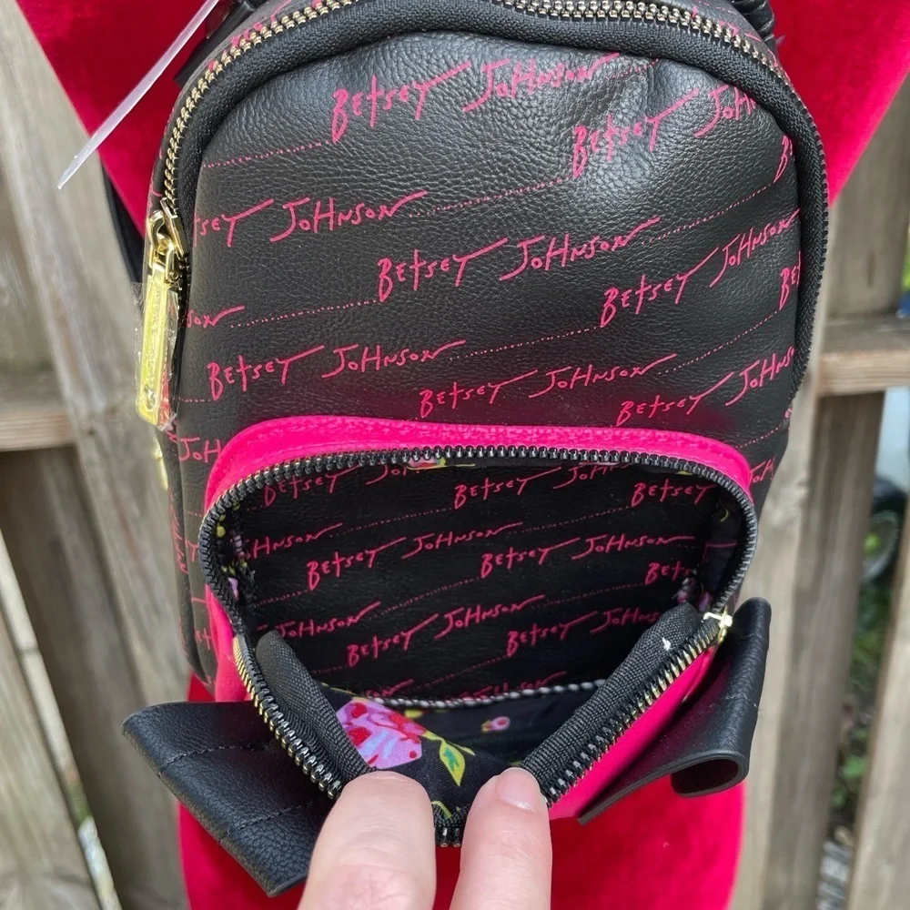 Betsey Johnson cute kitch dog mini backpack